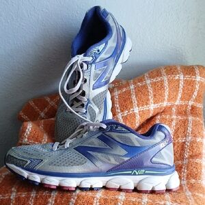 New Balance Women's Blue and Gray Athletic Shoes